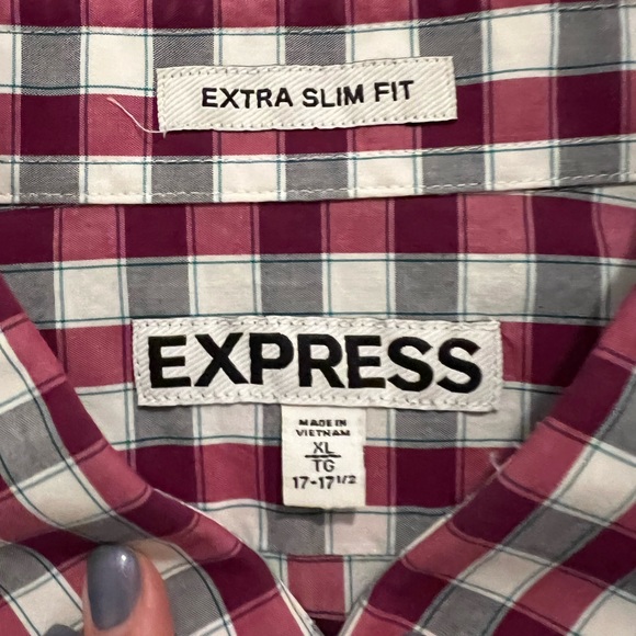 Express button down - Picture 2 of 2